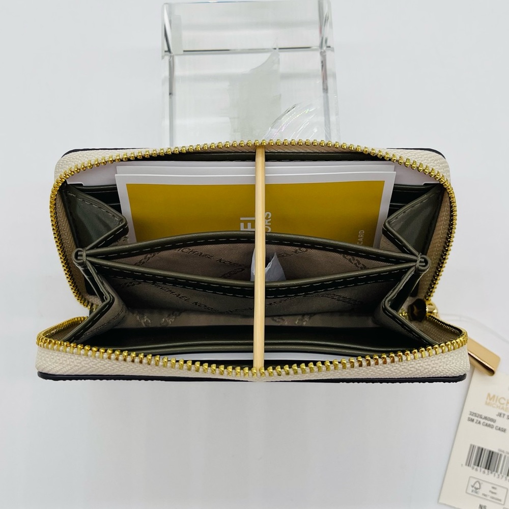 Michael Kors Small Zip Around Card Case Wallet - Picture 4 of 7